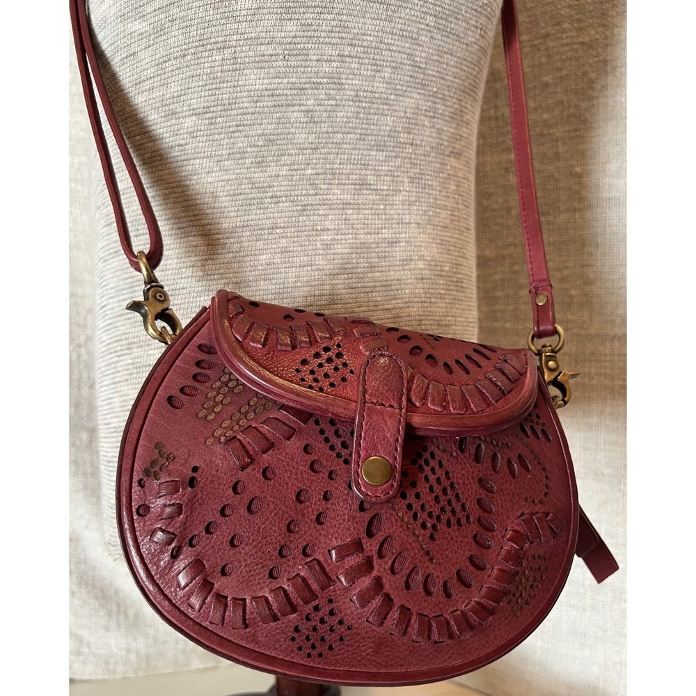 Frye Vivian Leather Crossbody Bag Brick Red Burgundy Whipstitch Boho Western - Picture 10 of 10